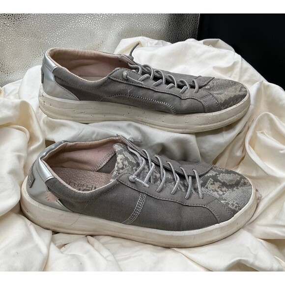Hey Dude Karina Sneakers Womens 10 Silver Python Slip On Comfort Casual Shoes - Picture 2 of 8